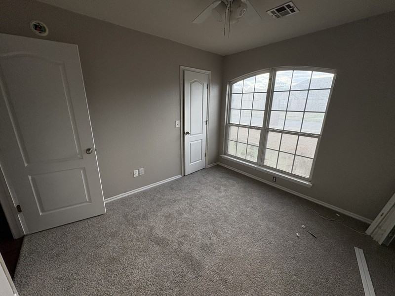 7519 N 133rd East Ave - Photo 7 of 9