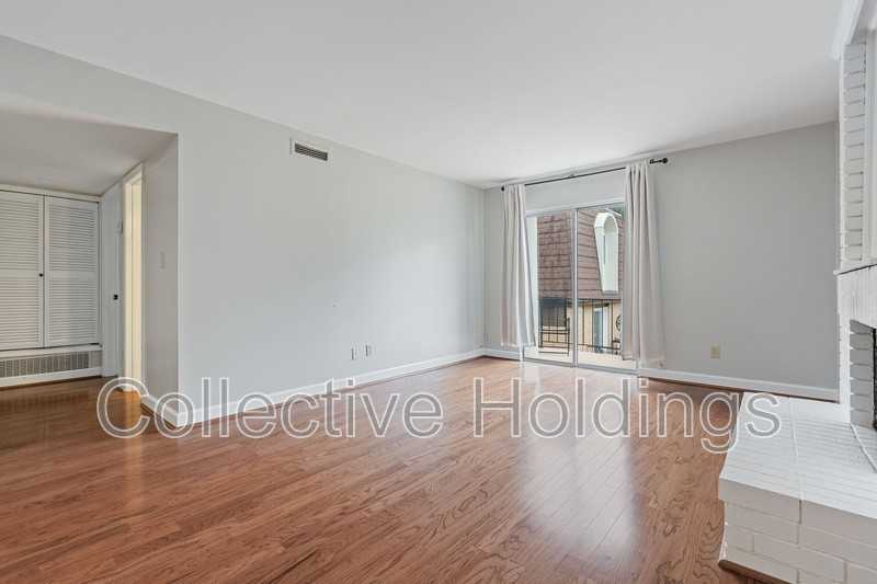 150 Old Montgomery Hwy #C - Photo 3 of 11