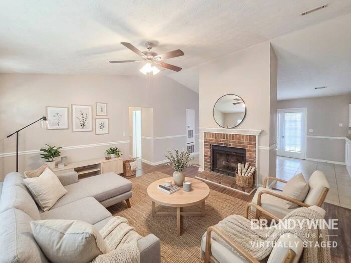 702 Dunaire Way - Photo 4 of 24