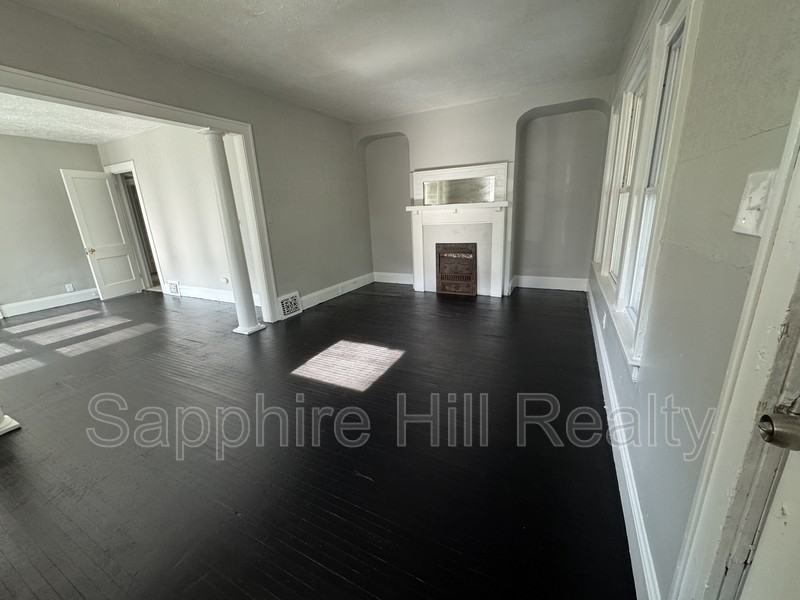 1 Yale Ave - Photo 2 of 7
