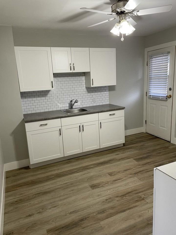 5484 25 Avenue #C - Photo 2 of 17