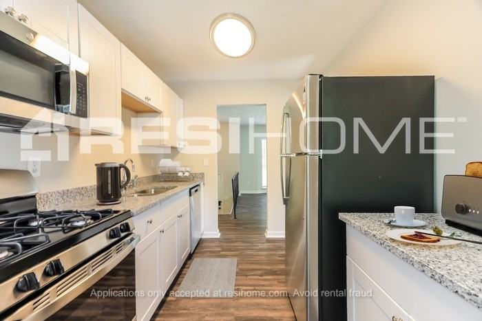 7112 Naples Ave - Photo 2 of 18