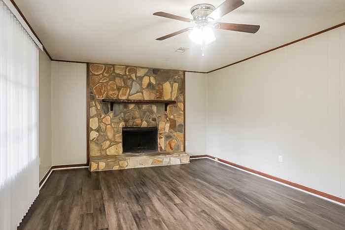 3704 Rio Ridge Dr - Photo 2 of 10