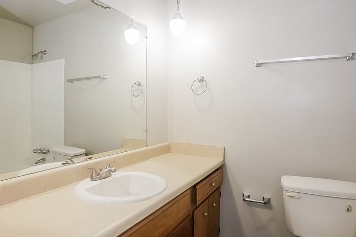 3704 Rio Ridge Dr - Photo 6 of 10