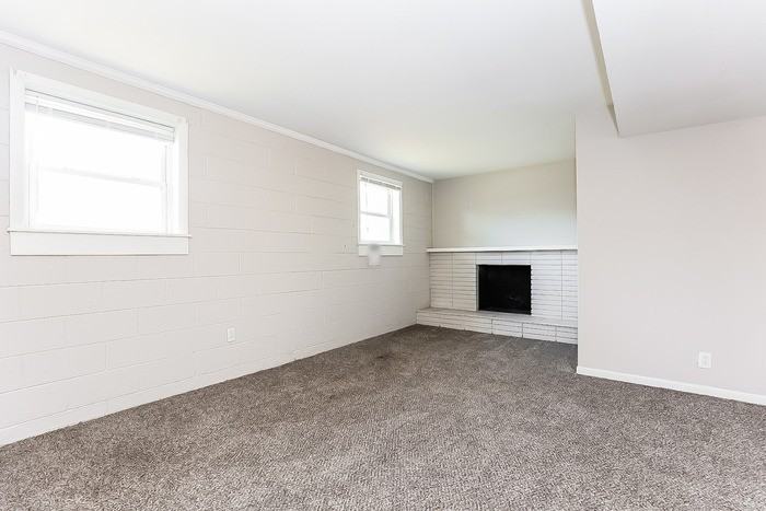 6003 Lopez Ln - Photo 7 of 13