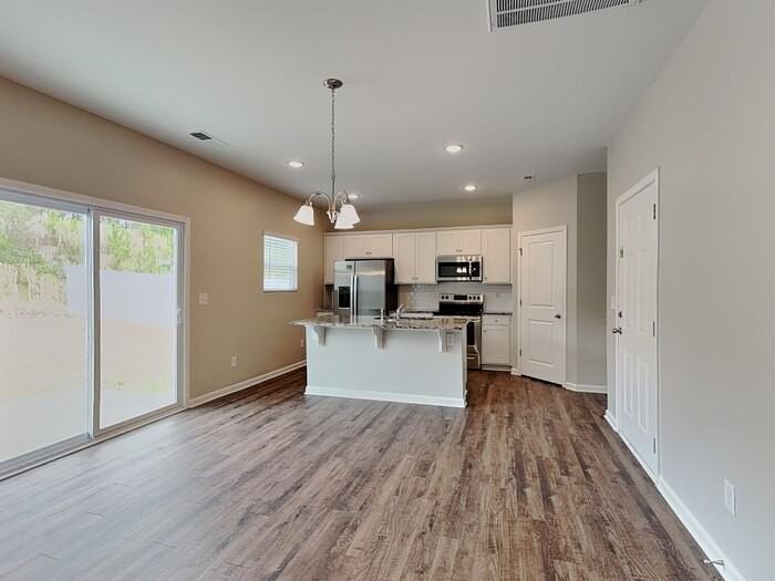 5717 Camp Ct Sw - Photo 5 of 18