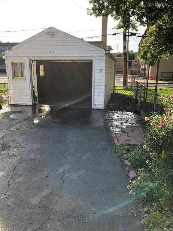 7113 Leona St - Photo 5 of 22