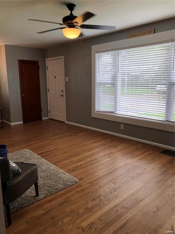 7113 Leona St - Photo 4 of 22