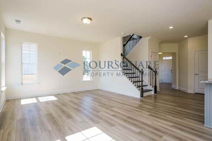 227 Begonia St - Photo 7 of 23