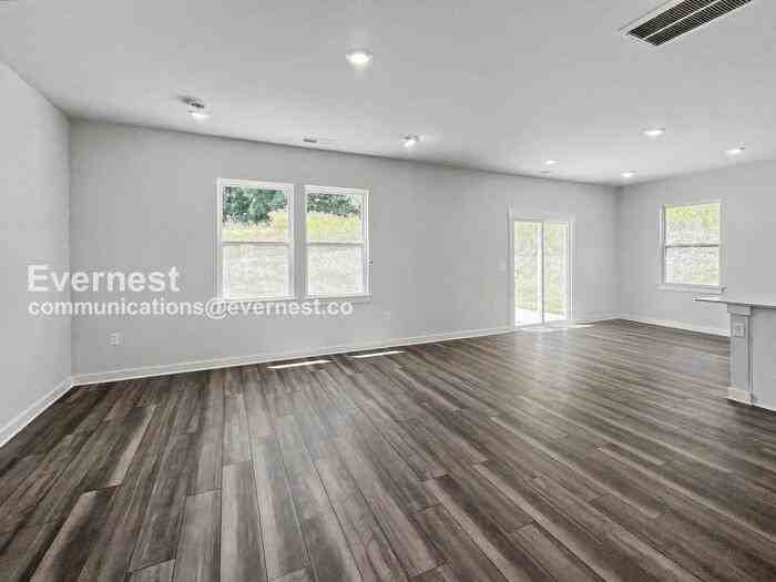 2284 Robert Gwynne Dr - Photo 5 of 23