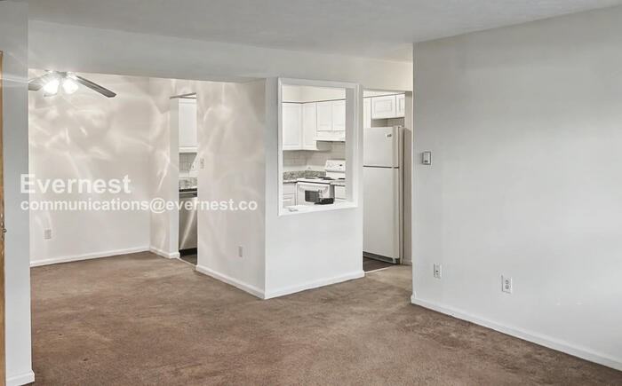 1450 Slade Ave #103 - Photo 4 of 21