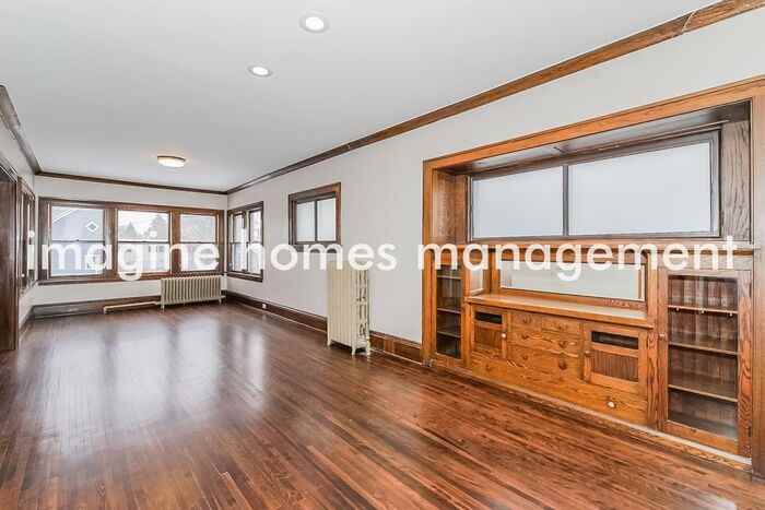 3944 Van Nest Ave - Photo 4 of 18