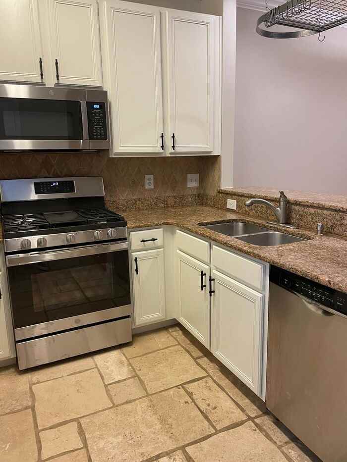 1053 Sycamore Green Pl #13 - Photo 7 of 16