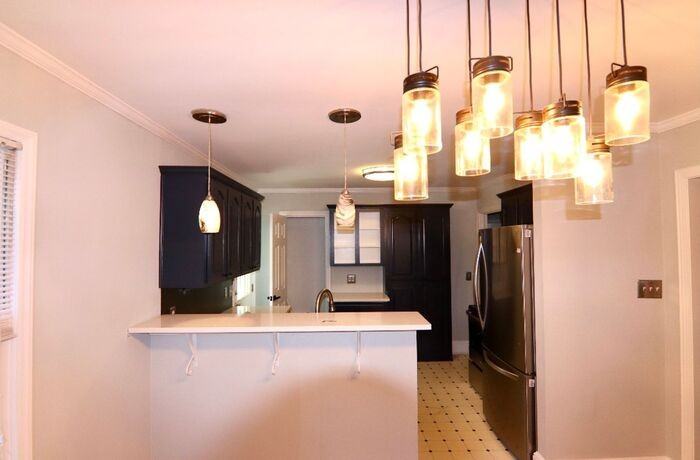 1058 Eastwood Dr - Photo 6 of 15