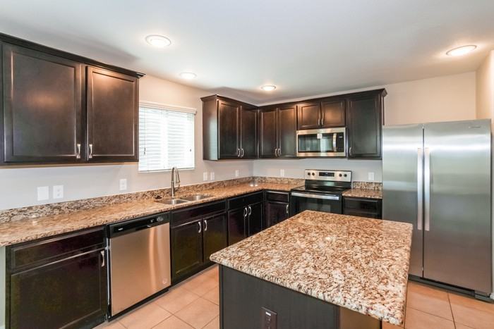 10008 Calcite Dr - Photo 6 of 15