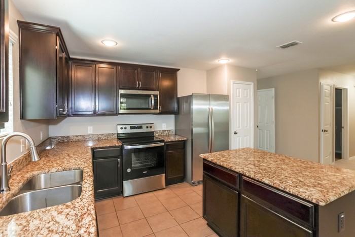 10008 Calcite Dr - Photo 7 of 15