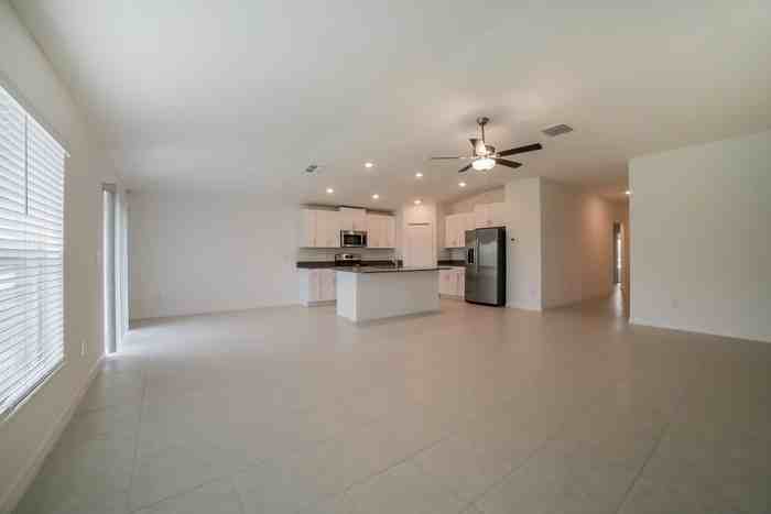 4206 84th Ct E - Photo 6 of 16