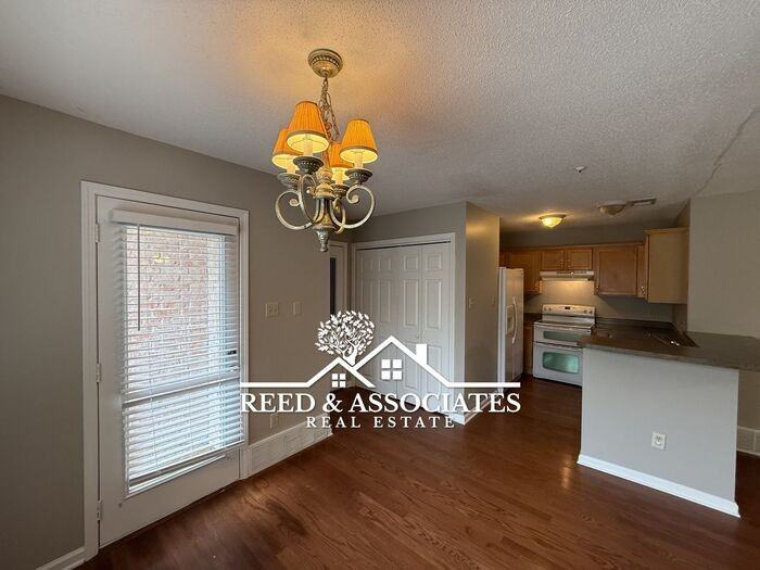 1173 Clear Creek Rd - Photo 3 of 11