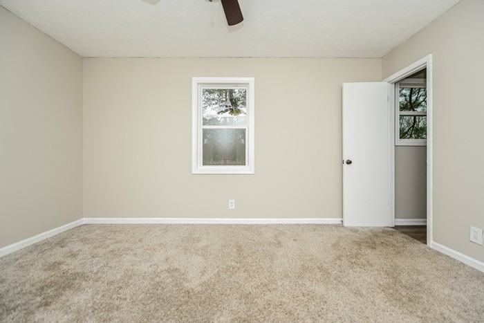 951 Woodbridge Dr Ne - Photo 7 of 15