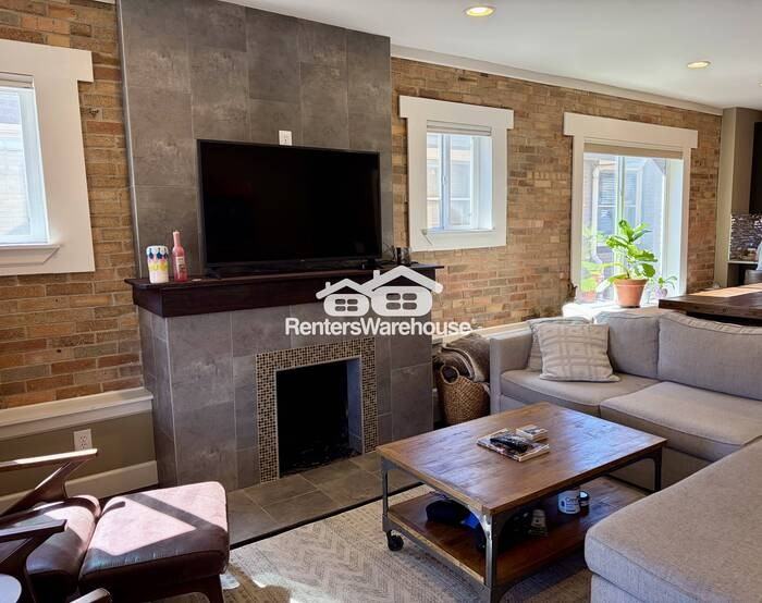 3321 N Race St - Photo 3 of 22