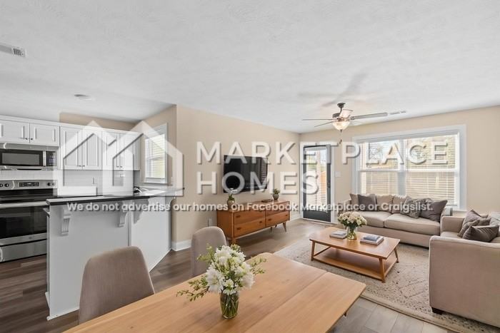 130 Downsbury Rd - Photo 6 of 30