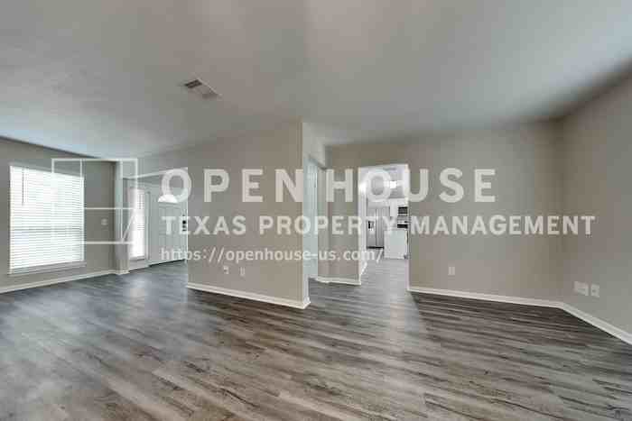 9411 Bayou Bluff Dr - Photo 6 of 21