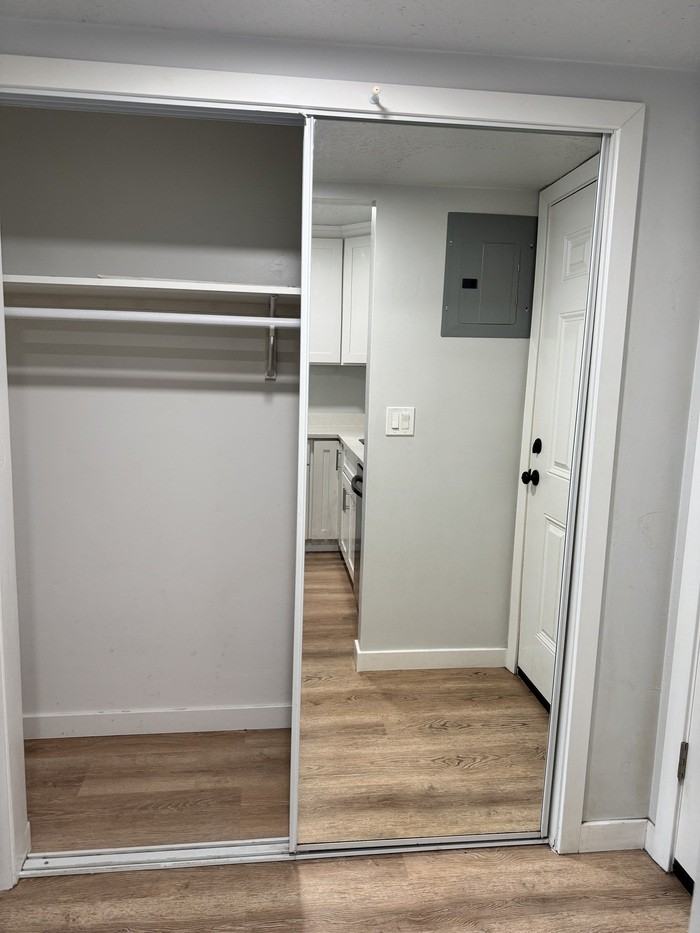 42 W Lester Ave #F17 - Photo 5 of 18