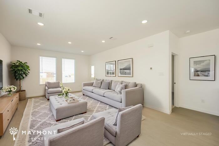 403 Kayden Ct - Photo 7 of 18