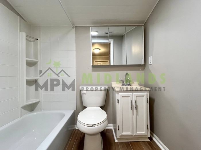 610 W Hampton Ave - Photo 7 of 37