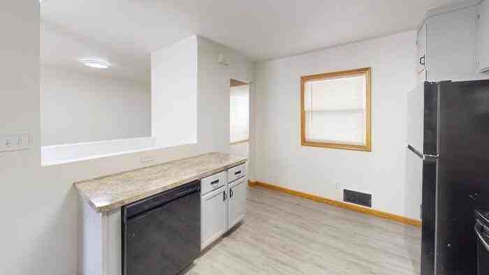 1734 N 7th St - Photo 2 of 17