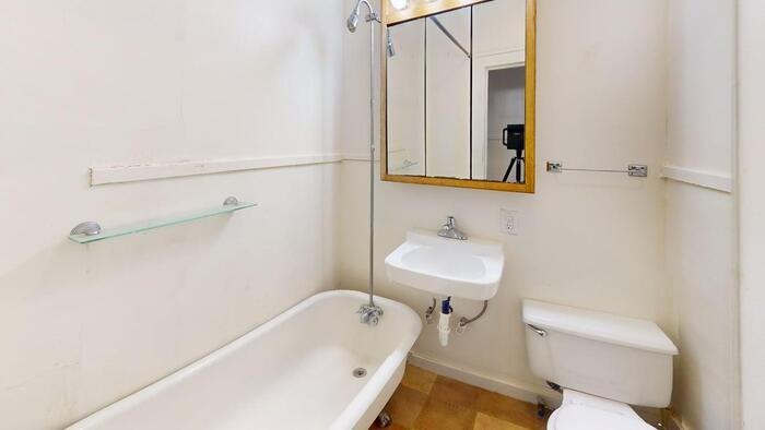 413 W Thayer Ave #2 - Photo 2 of 6