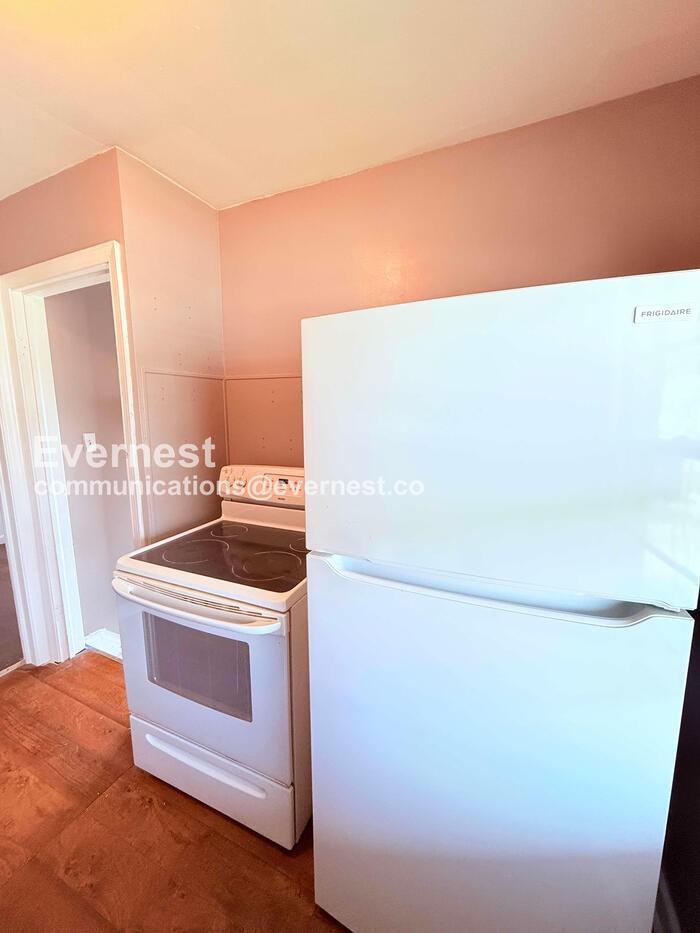 17504 Toepfer Dr - Photo 4 of 32