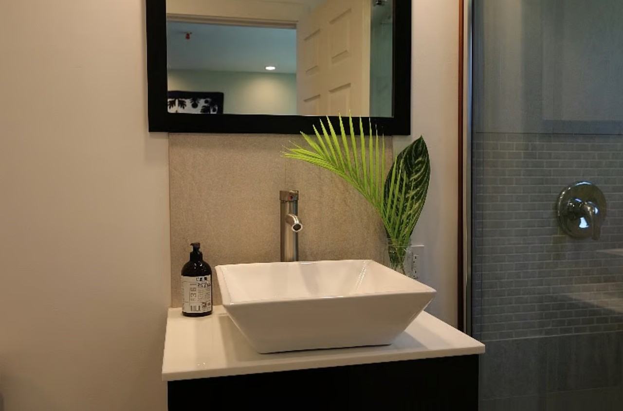 2464 Gardenia St - Photo 6 of 8