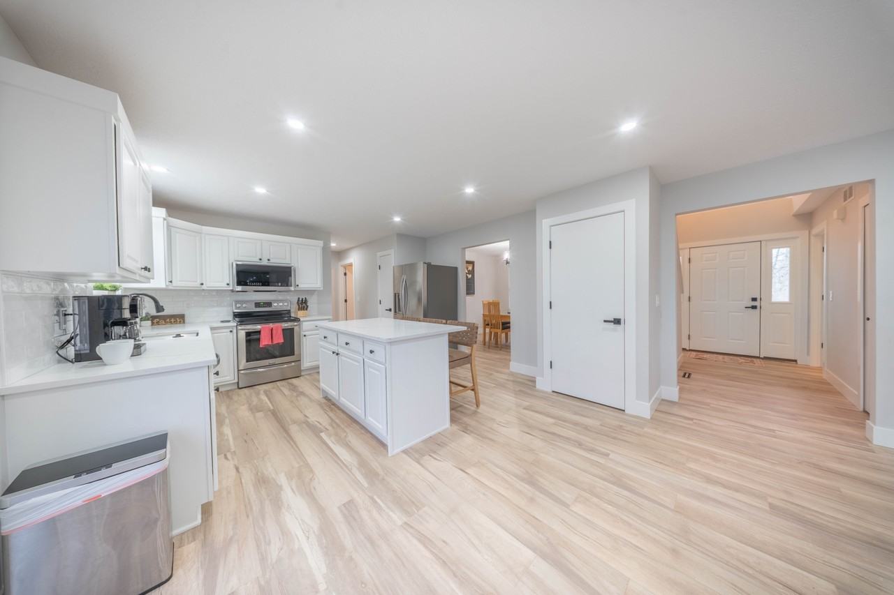 885 Columbia Rd #NA - Photo 5 of 42