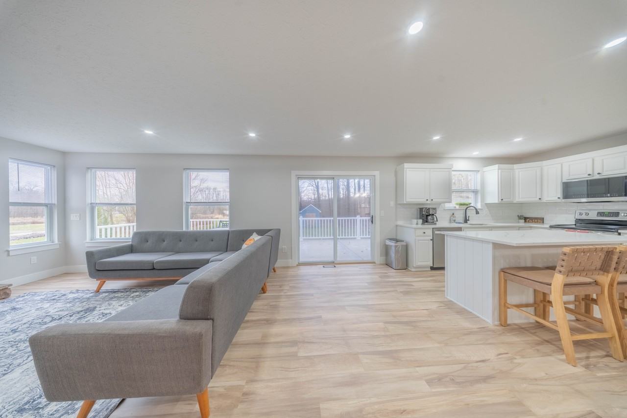 885 Columbia Rd #NA - Photo 6 of 42