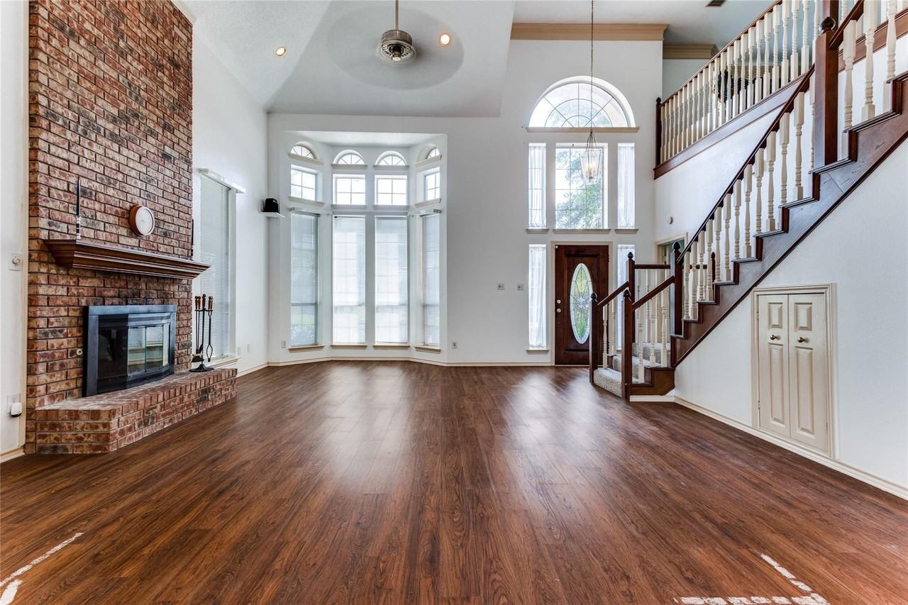 9117 Lakepointe Ave #NA - Photo 2 of 9