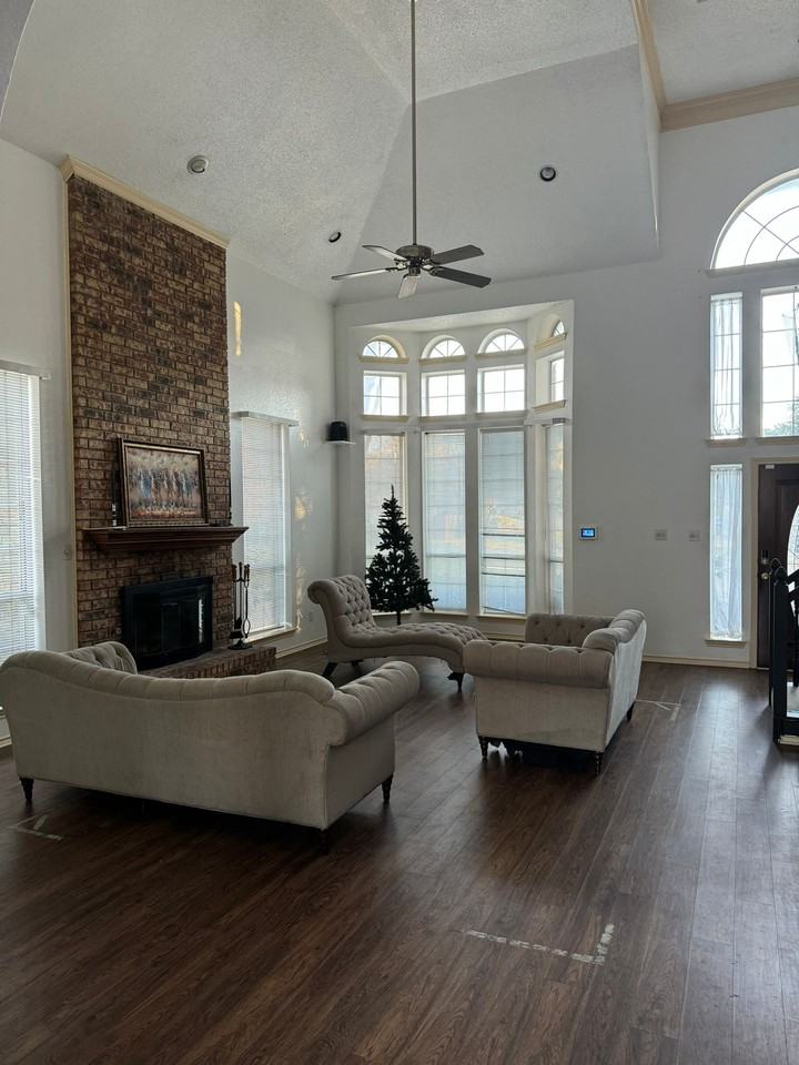 9117 Lakepointe Ave #NA - Photo 3 of 9