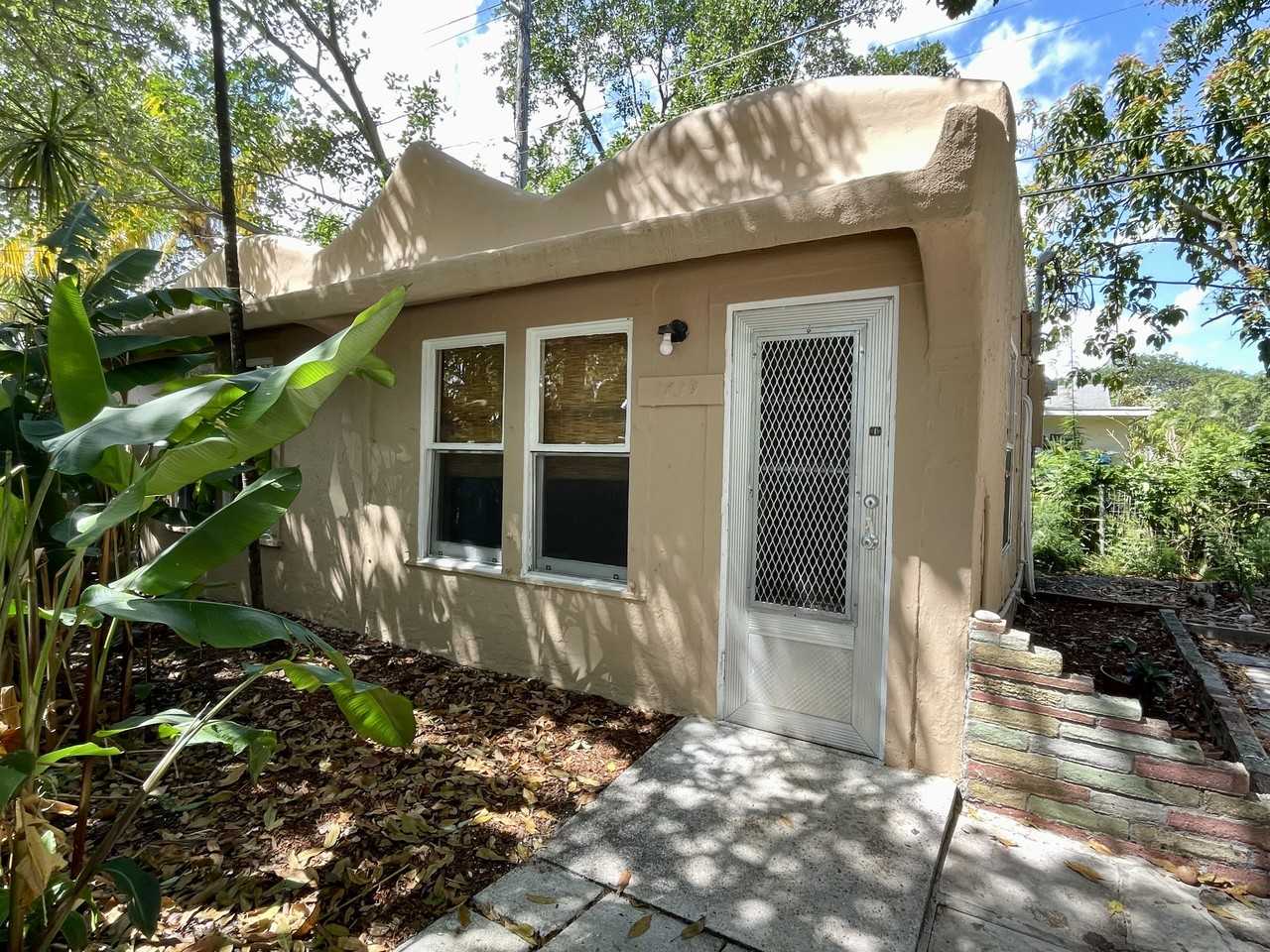 2739 Fillmore St #NA - Photo 2 of 12