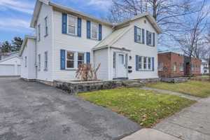 featured image of 4302 Lake Ave #1