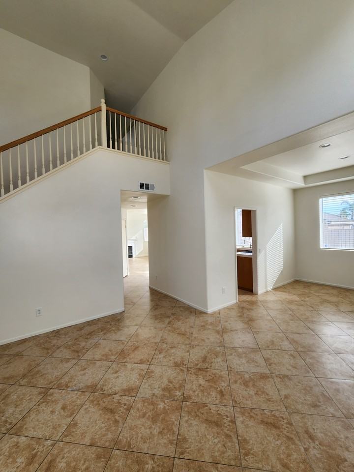 920 Camino La Paz #NA - Photo 7 of 15