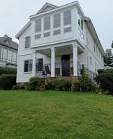 featured image of 836 Belmont St #1