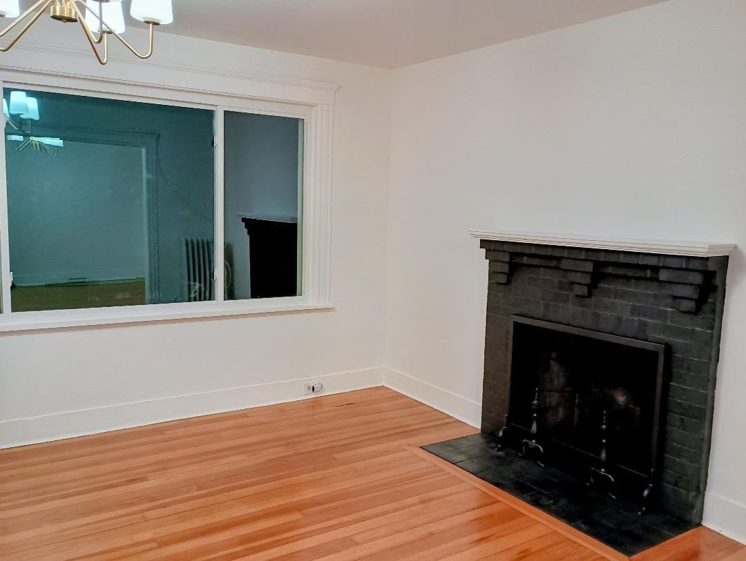 836 Belmont St #1 - Photo 3 of 6