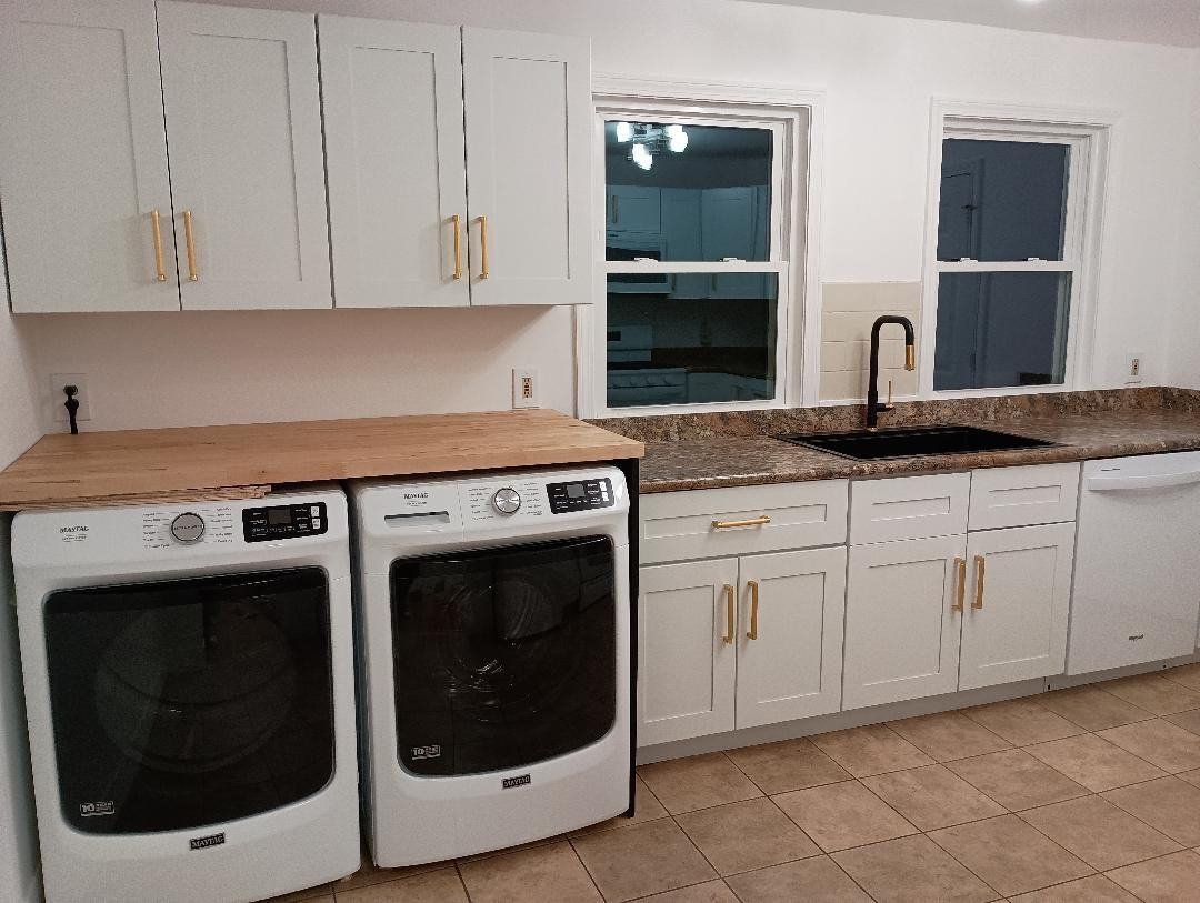 836 Belmont St #1 - Photo 5 of 6