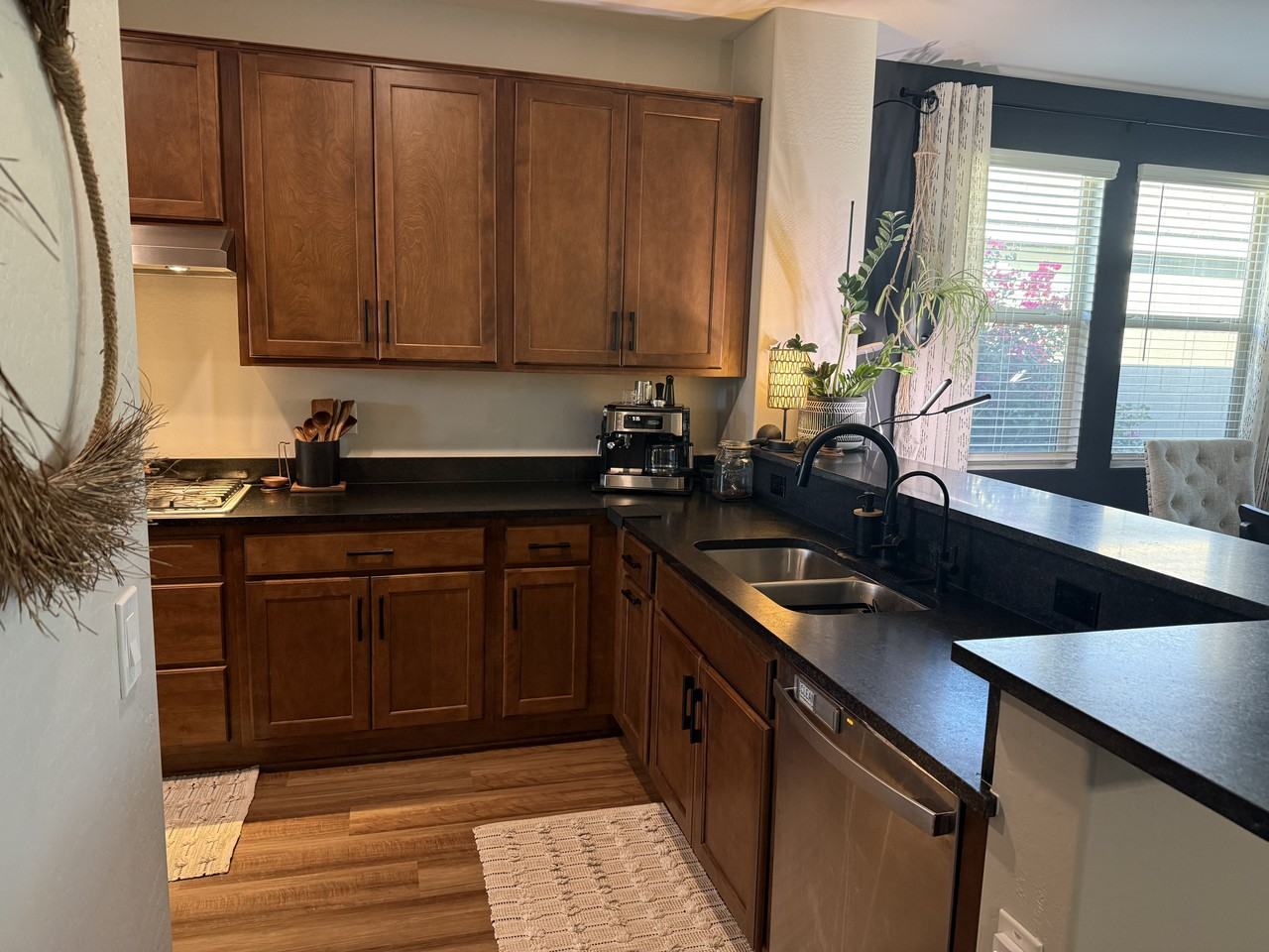 3552 W Dreamy Draw Dr #NA - Photo 2 of 22