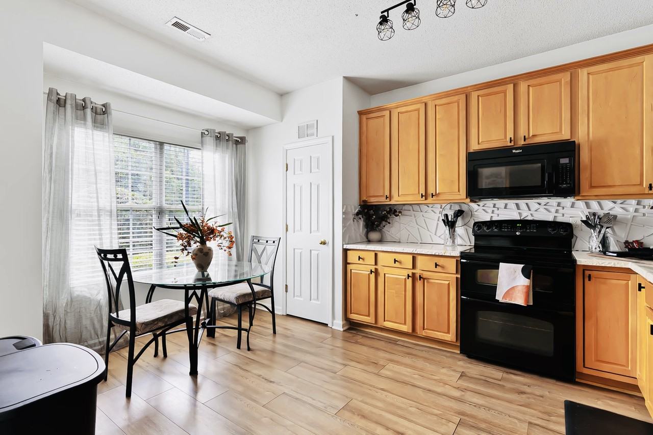 508 Erie Rd - Photo 2 of 16