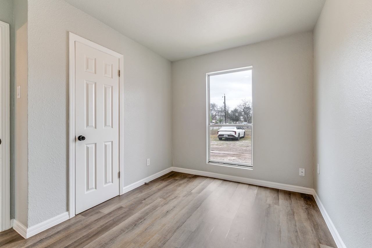 146 Caddo #A - Photo 7 of 13