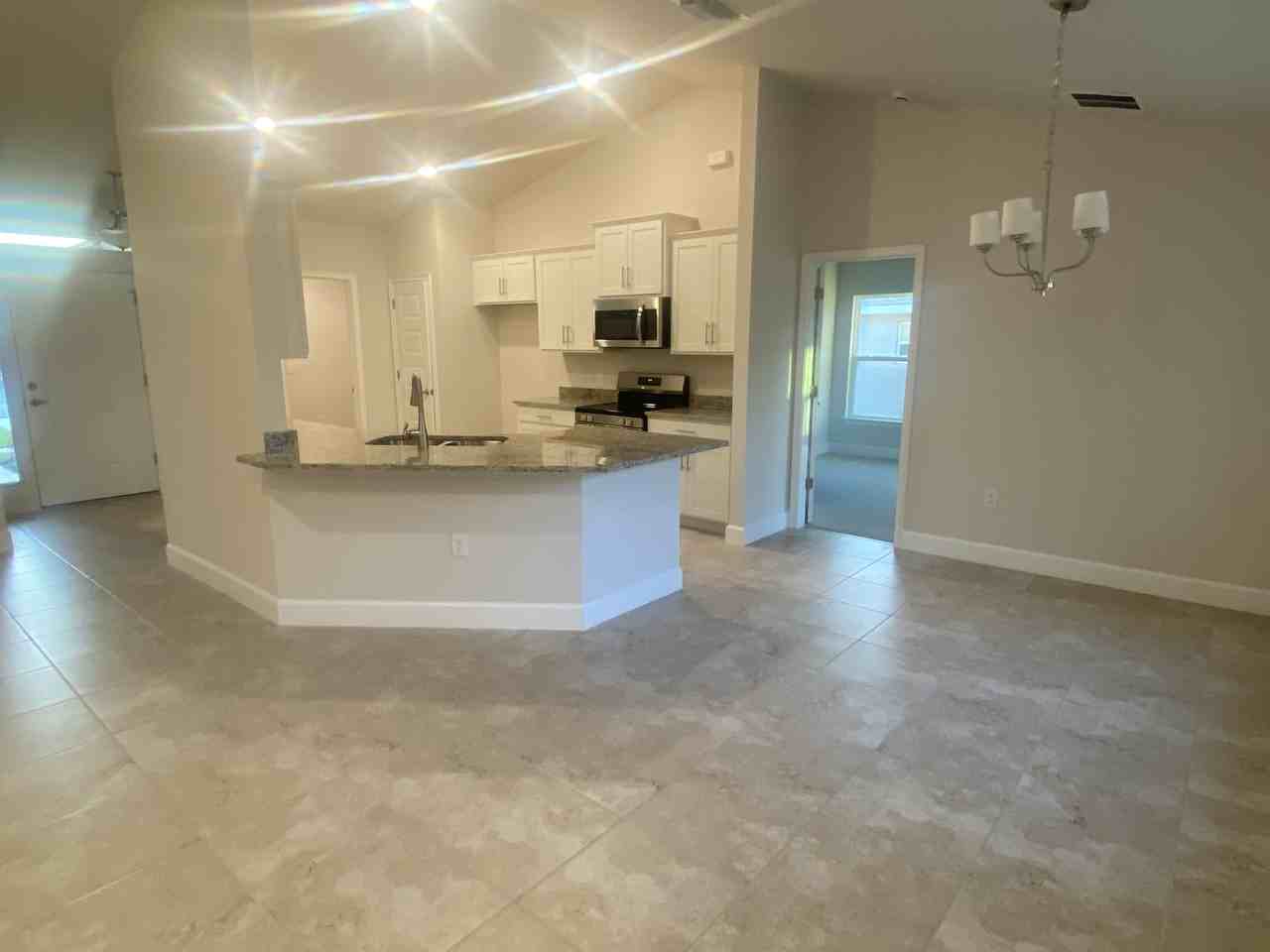 2593 Englewood Rd #NA - Photo 4 of 26