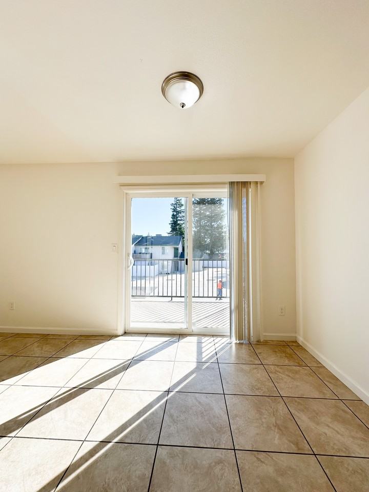 1315 Dustin Dr #1 - Photo 6 of 13