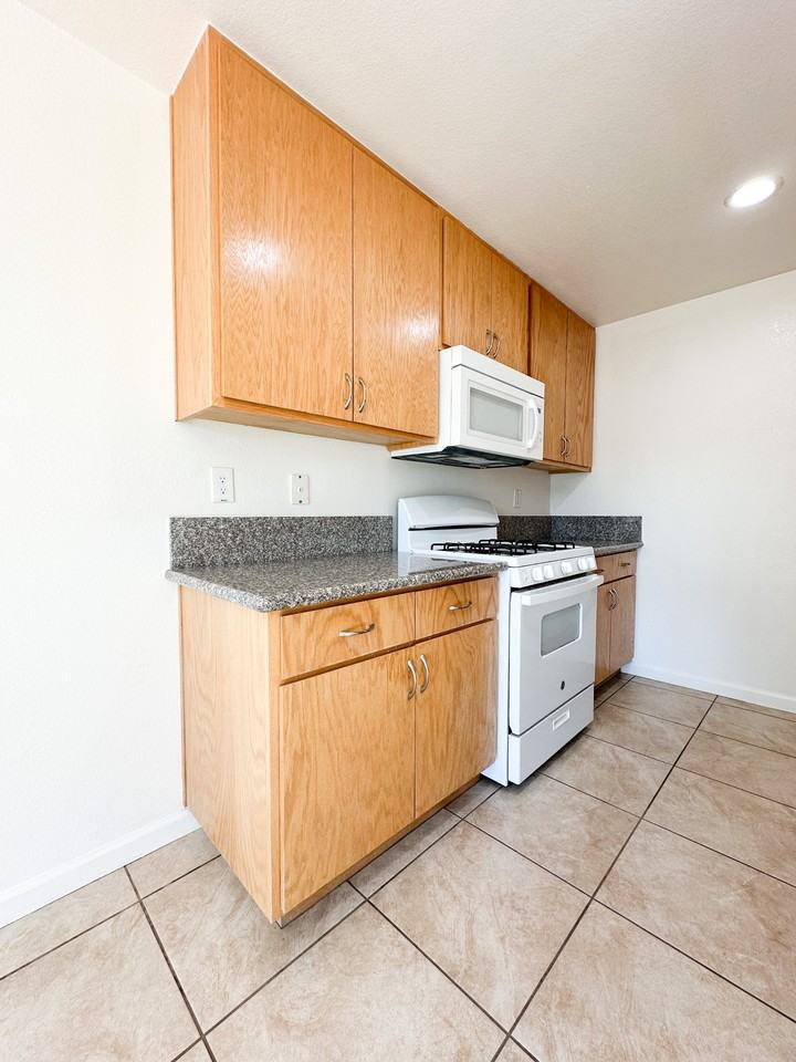 1315 Dustin Dr #1 - Photo 7 of 13