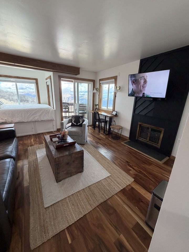 110 Sugar Ski Dr #602 - Photo 3 of 14